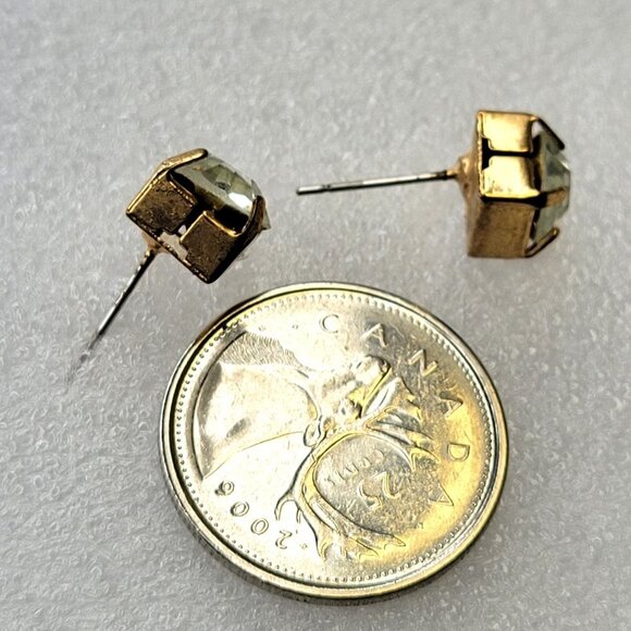 Square Shaped Prong Stud Mini Earrings - Picture 4 of 13